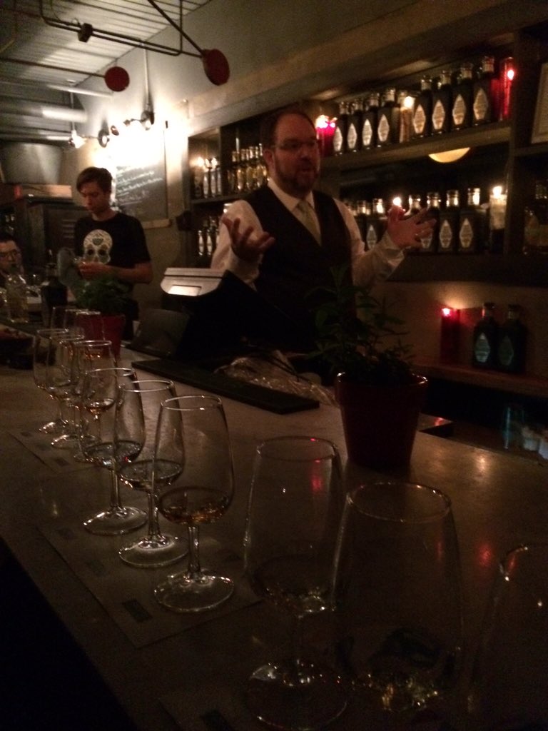 natalieast's tweet photo. Private tequila tasting @thevaldezTO with @HornitosTequila #CincoTO @lcbo #CincoDeMayo https://t.co/JiyrSApl2q