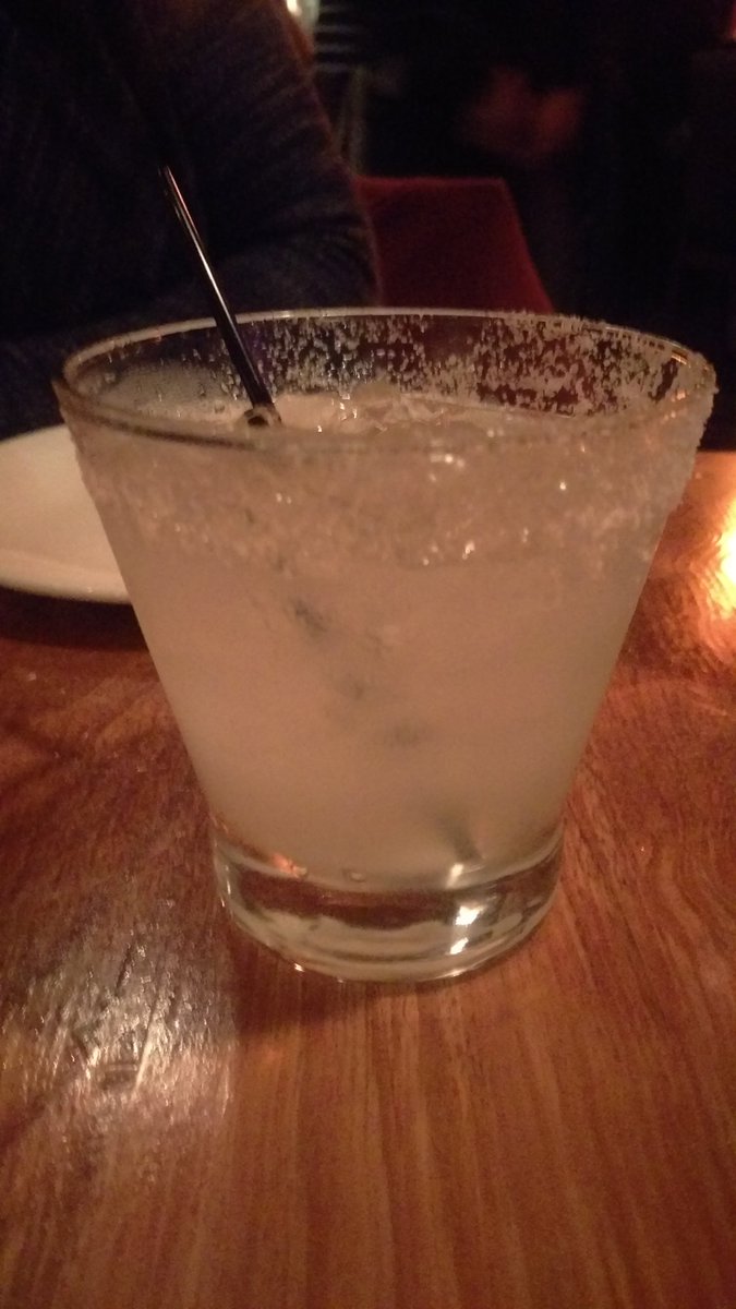 charbaby721's tweet photo. #CincoDeMayo #Margarita #thirstythursdaze #noregretsinthemorning https://t.co/JEoNi6sr4u