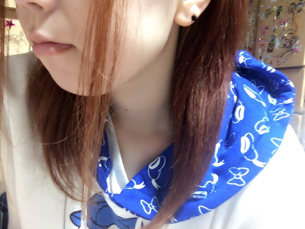 nachupon0822's tweet photo. 髪切るか 悩む〜 https://t.co/yVo5ikfqpP