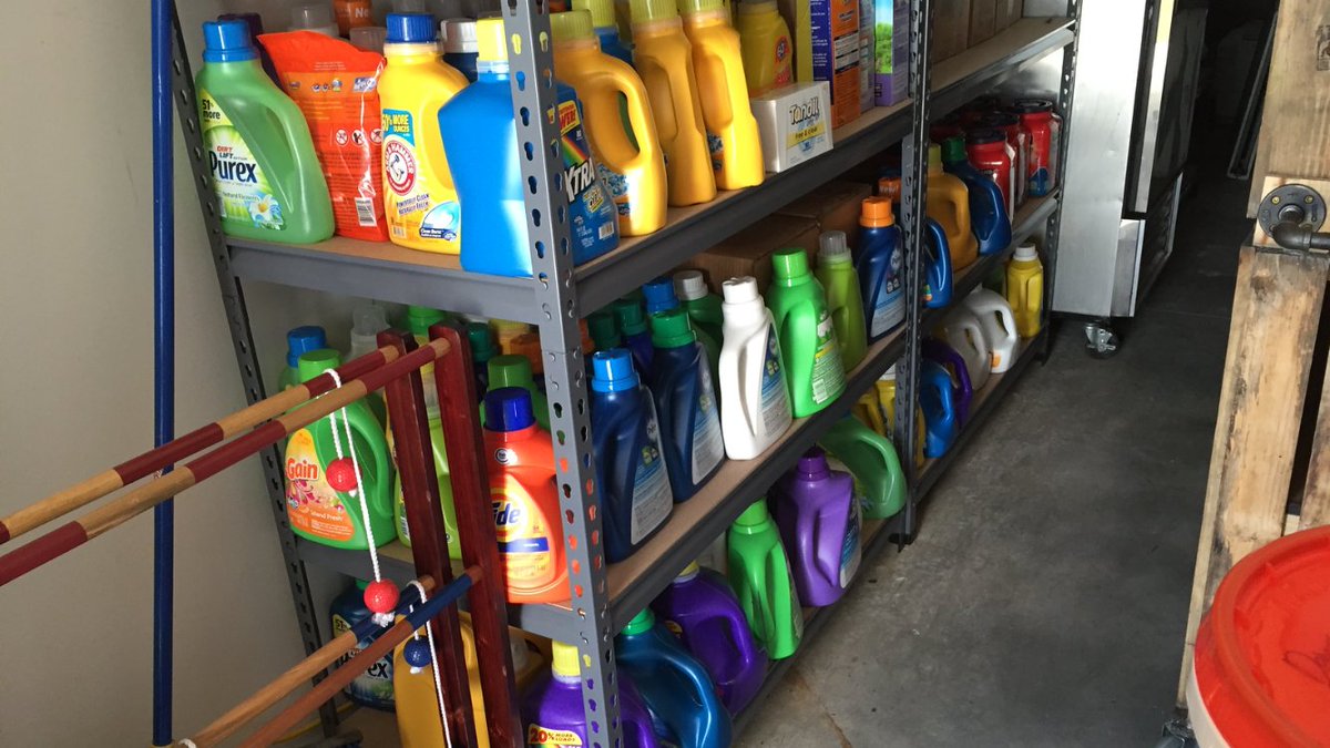 Rev_Missions's tweet image. S/O to the people of Revolution Church for donating over 12000 loads worth of laundry detergent to @LoveBeyondWalls!