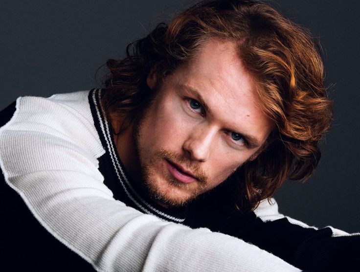 cecynor's tweet photo. I'm ☃ &amp; I canna ✋thinking abt #JamieFraser😊 Bc #SamHeughan's #HotAsFire ye ken I'll share the🔥w/ye lasses &amp; lads https://t.co/e25ejfp2jG