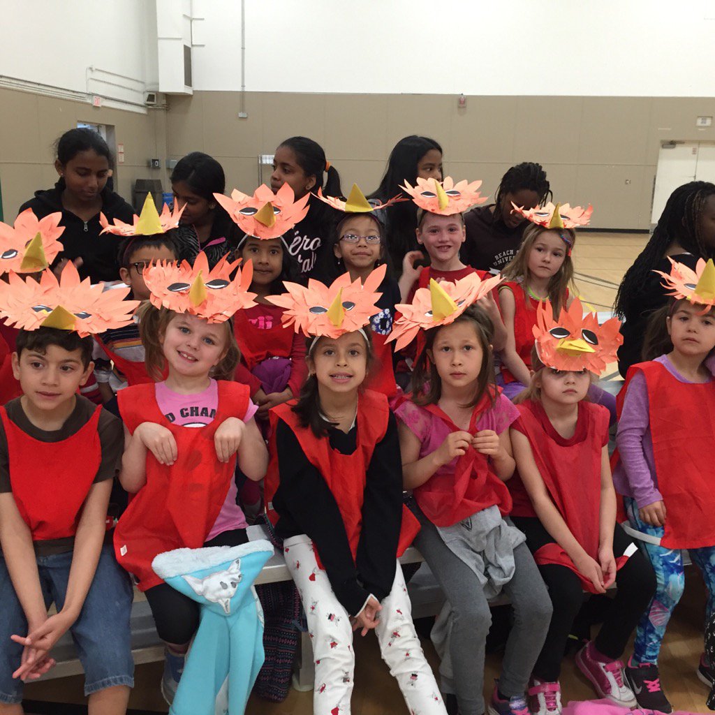 MWoollings's tweet photo. Rockin Robins waiting to perform at Dance Fest. https://t.co/zZ2rPLjULn