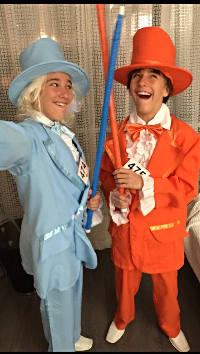 Hollywood theme party!!!#CMTC2016 <a href="/CMTCinc/">CMTC</a> #dumbanddumber #funandfunner