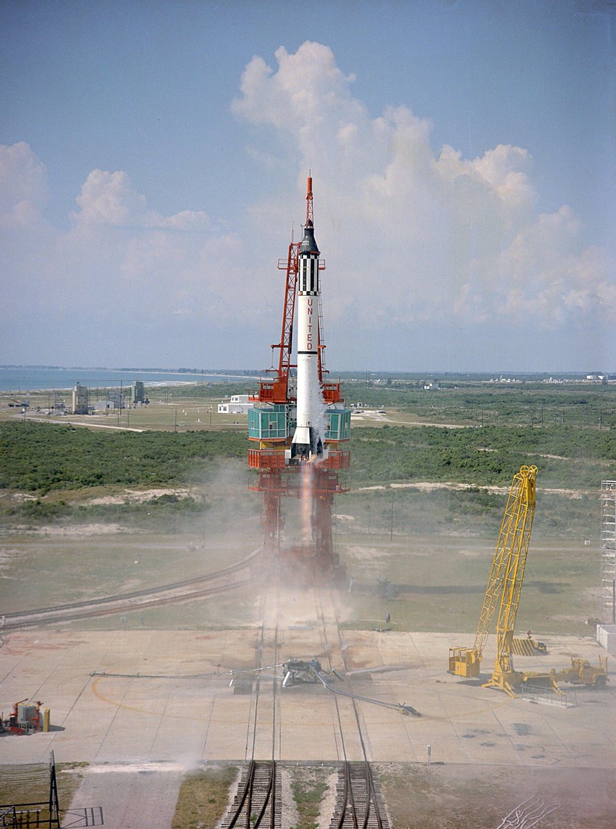 ThrowbackSpace's tweet photo. #OnThisDay in 1961, Alan B. Shepard becomes the first America to fly in space aboard #Freedom7. https://t.co/nznsCDe1kh