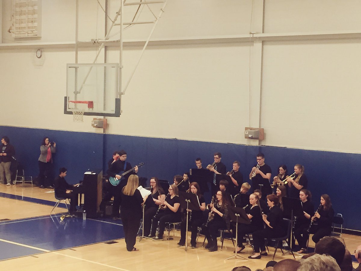 wms__band's tweet photo. Woodland bands rocked the house tonight! "Music Around the World" was a success! @wmswildcat https://t.co/N8ygocGM0c