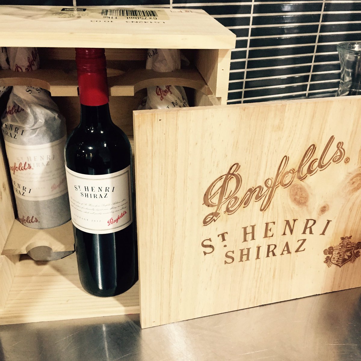 ComHospSolution's tweet photo. Superb drop @penfolds #shiraz https://t.co/wwJuqWWHMv