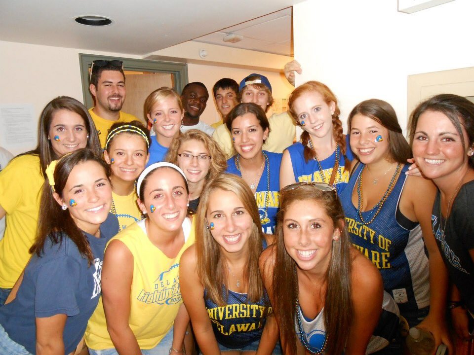 BlueHenMorganR's tweet photo. Freshman Year #T2 #UDGrad2016 https://t.co/ekPhpgJk5S
