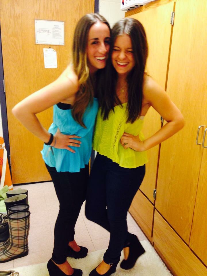 BlueHenMorganR's tweet photo. Sophomore year #UDGrad2016 https://t.co/lIiiYISjzB