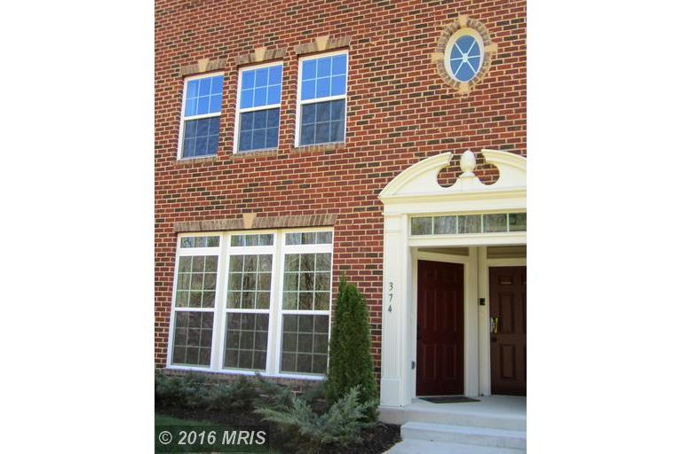 AskAmyRealtor's tweet photo. #SoldInADay #SoldIn1Day #1DaySale #SellWithAmy http://AskAmyRealEstate AA9625354 | 374 Chessington Dr Odenton https://t.co/BMWDgbw6Rn