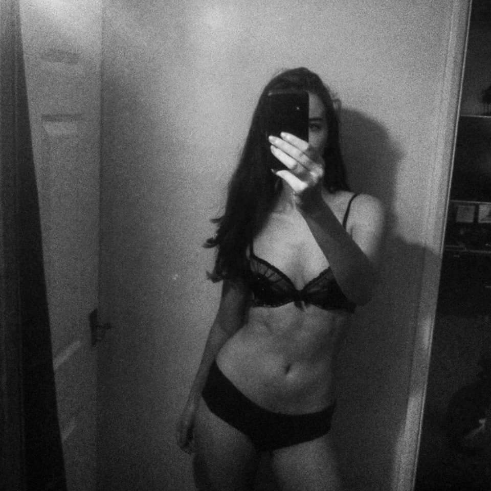 sharingmygf96's tweet photo. #hotwife #amateur #selfie #sex #tits #whore #slut #hotgf #hotgirlfriend #JuevesDeGanarSeguidores #JuevesIntratable https://t.co/I2Ara2kvxy