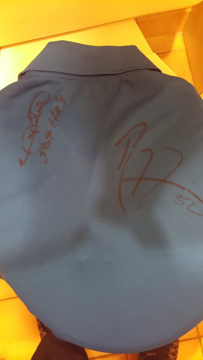 sickllamaIBOS's tweet photo. #cigarfest got my shirt signed by Ray Lewis and Gary Sheffield :) https://t.co/nJoOo4bJpw