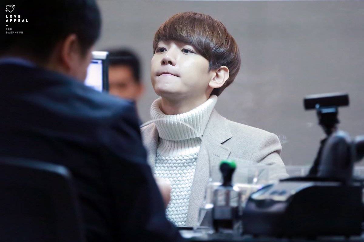 KAICY10_'s tweet photo. เบิร์ดเดย์ ยัยอ้วนนนนนน #HappyBaekhyunDay https://t.co/DsphH4WOdw