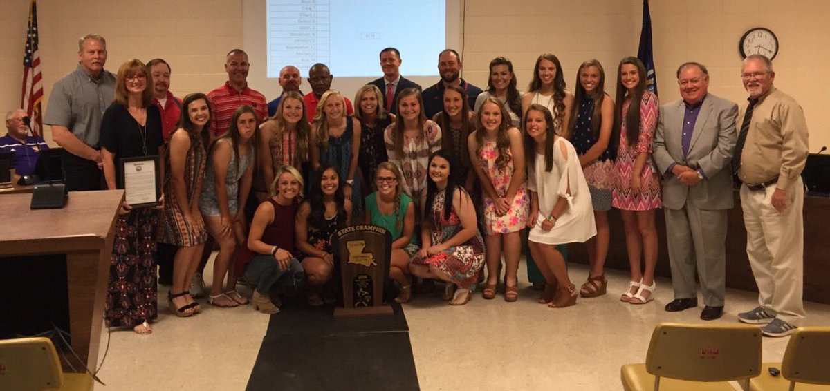 coachmc15's tweet photo. DPSB deems May 5, 2016 Lady Griffin softball day! Honored/humbled by love/admiration from ND admin/school board.❤️💙🏆 https://t.co/Os0vGHdvmx