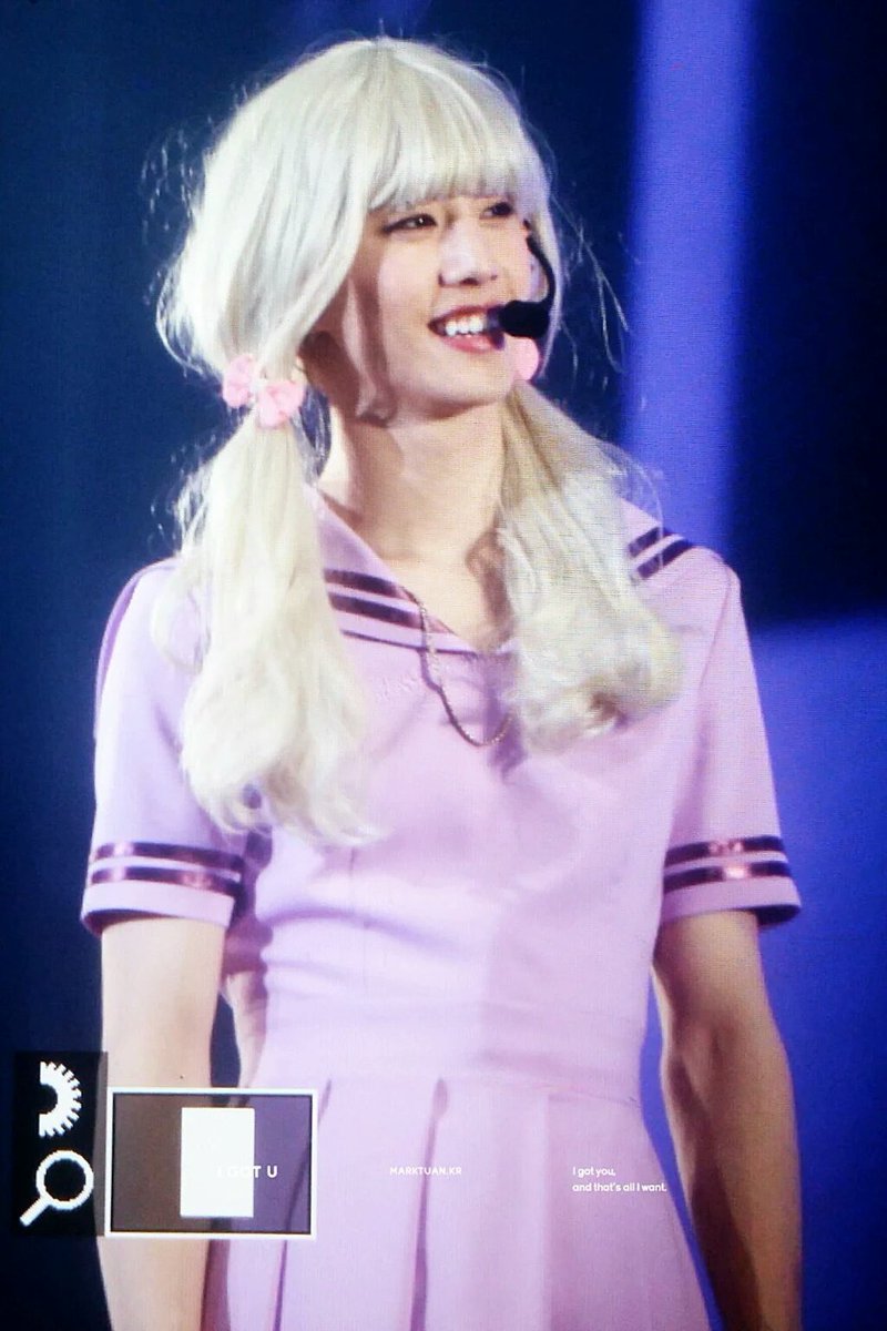 MB2iewty's tweet image. แหมมมม เสน่ห์แรงหรอมาร์กี้55555555 #Mark  #vmark