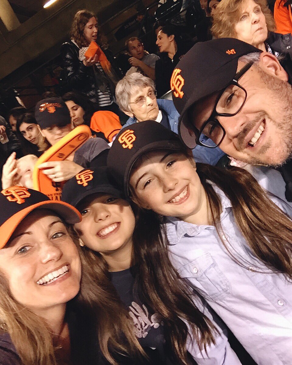 Traci C. Giles tweet media