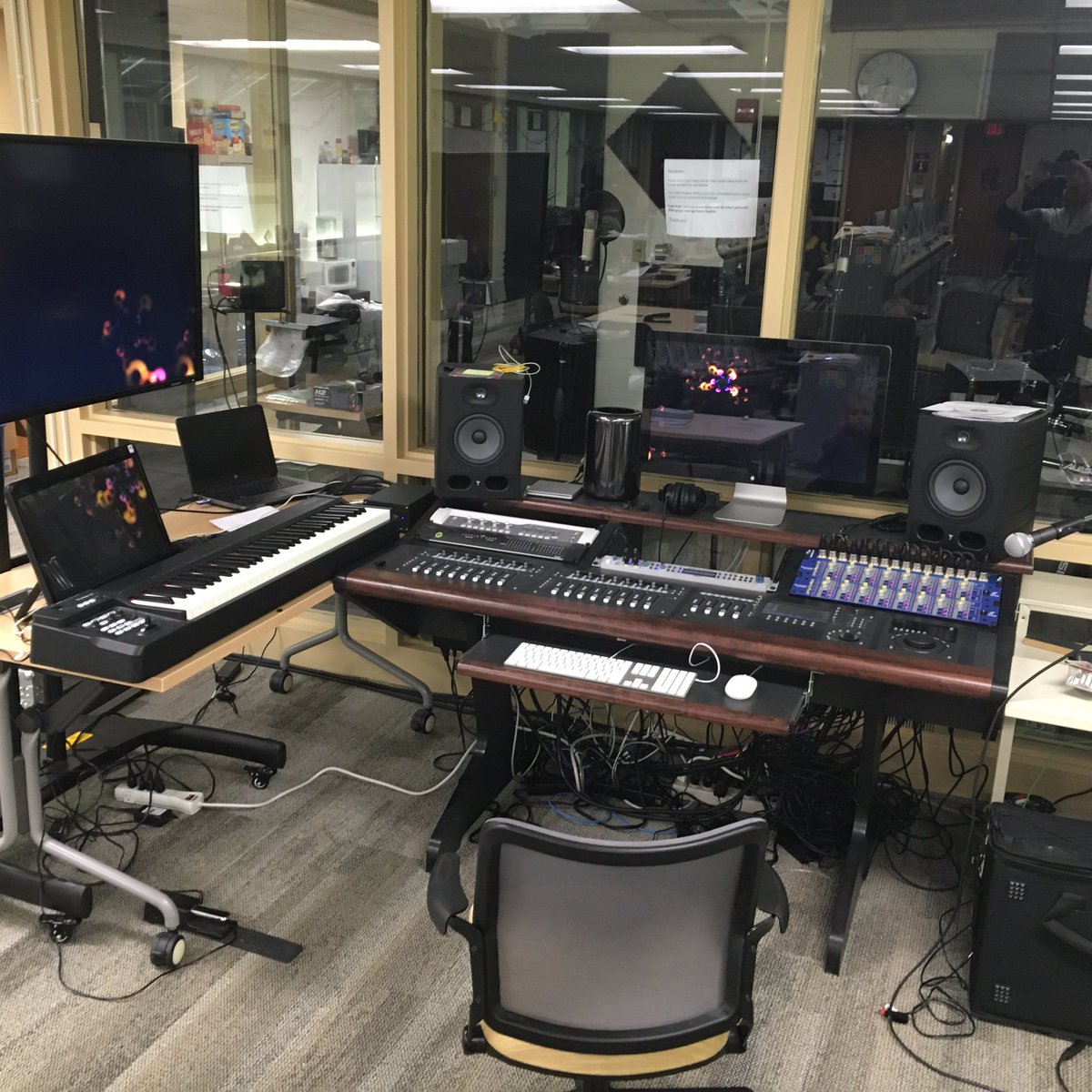 Nest Records tweet media