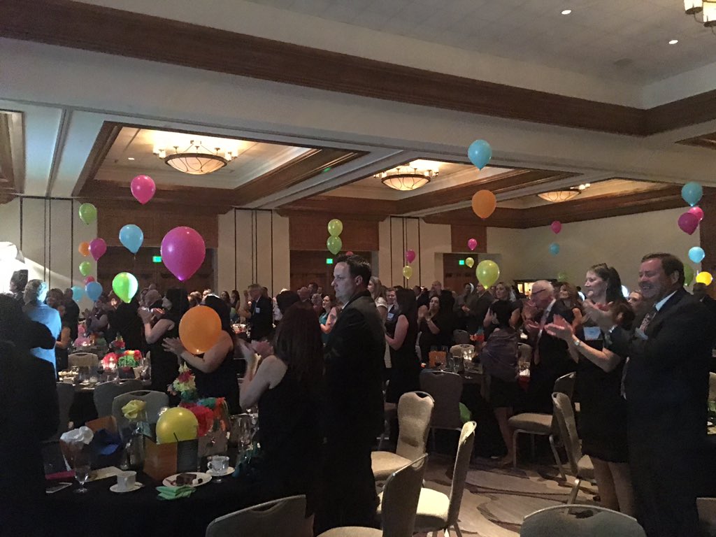 _AAED's tweet image. David Bentler gets a standing ovation! Congratulations! @APS_DavidB #aaedspringconference #eddeawards
