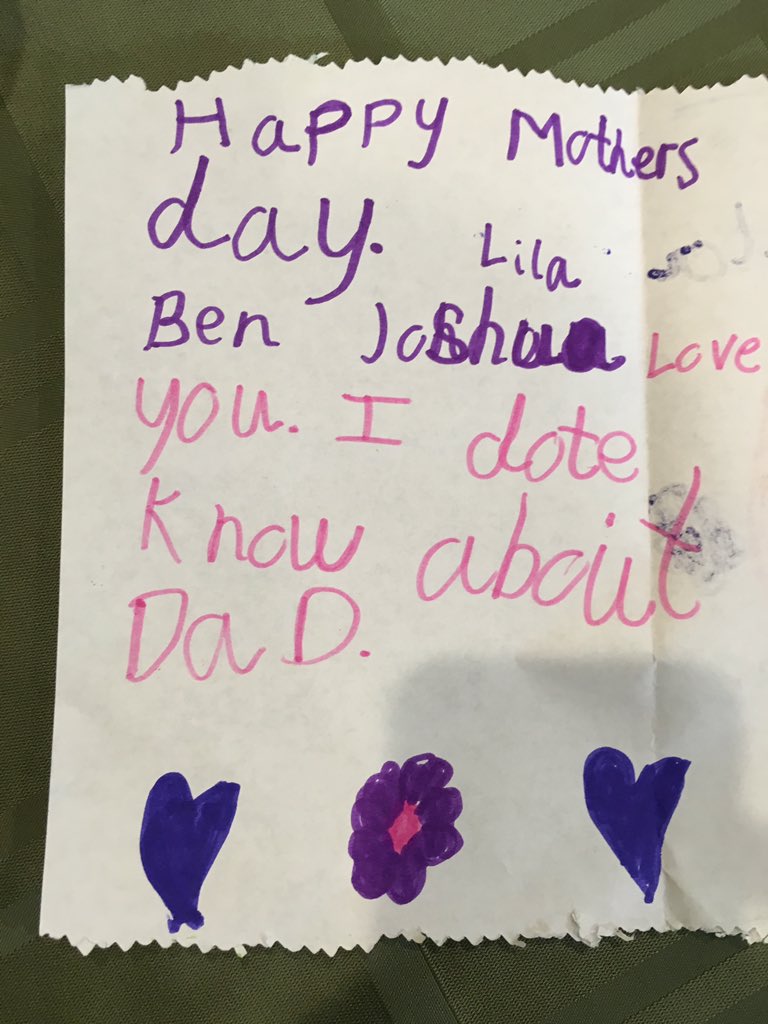 MightyCleanBaby's tweet photo. Is she trying to tell me something? #motherdayfail #shouldibeworried #where'sdad https://t.co/6Vsqsjw6qj