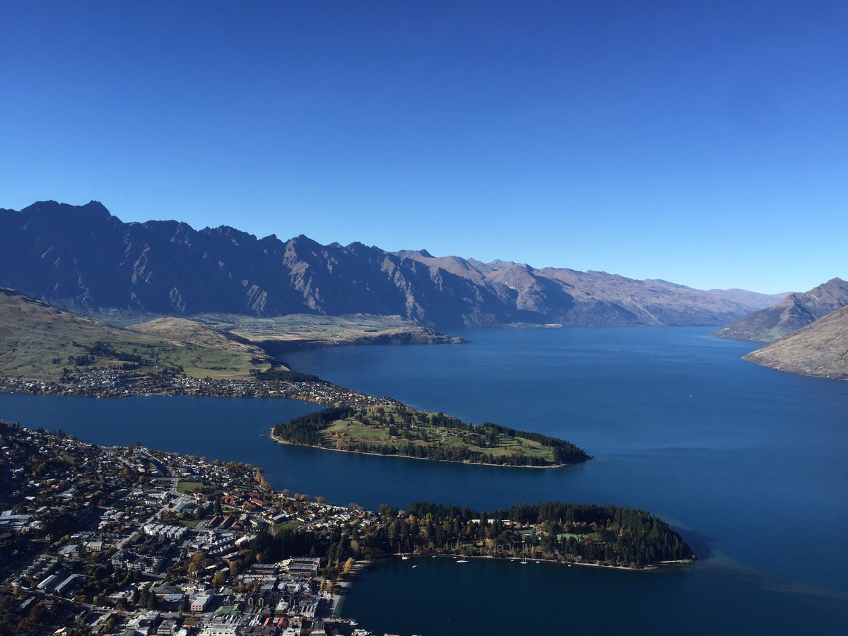 trudinelson's tweet photo. Queenstown from Skyline conference venue #nofilter #justspectacular https://t.co/lmfrfru4tY