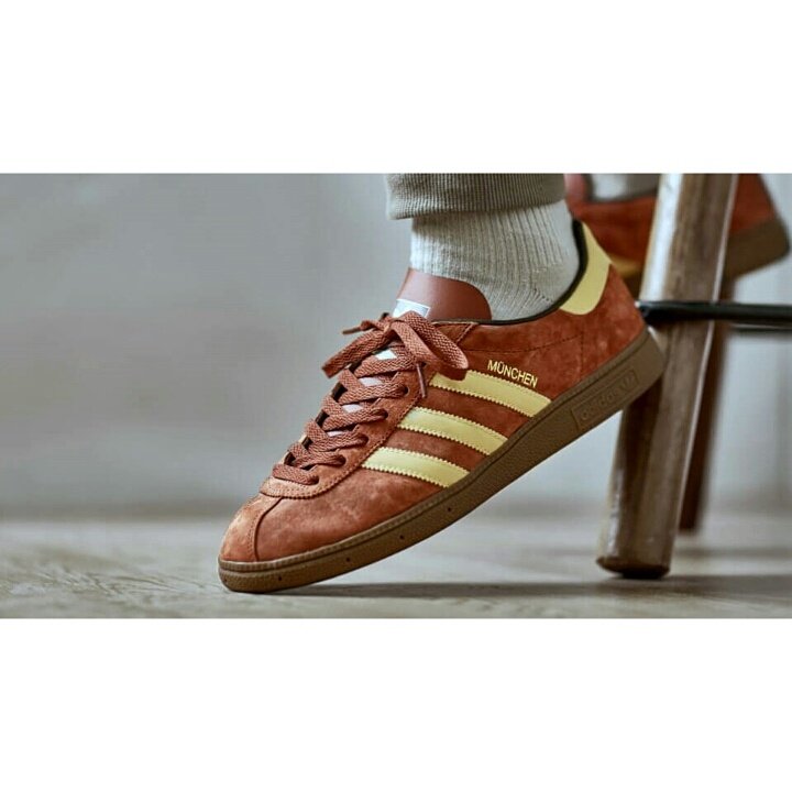 Adidas Spezial Brown Gold BNIB
Readystock
Size : 39⅓
Harga : 2.100.000

Sms/Wa 082110303828
Line Josscorner_
