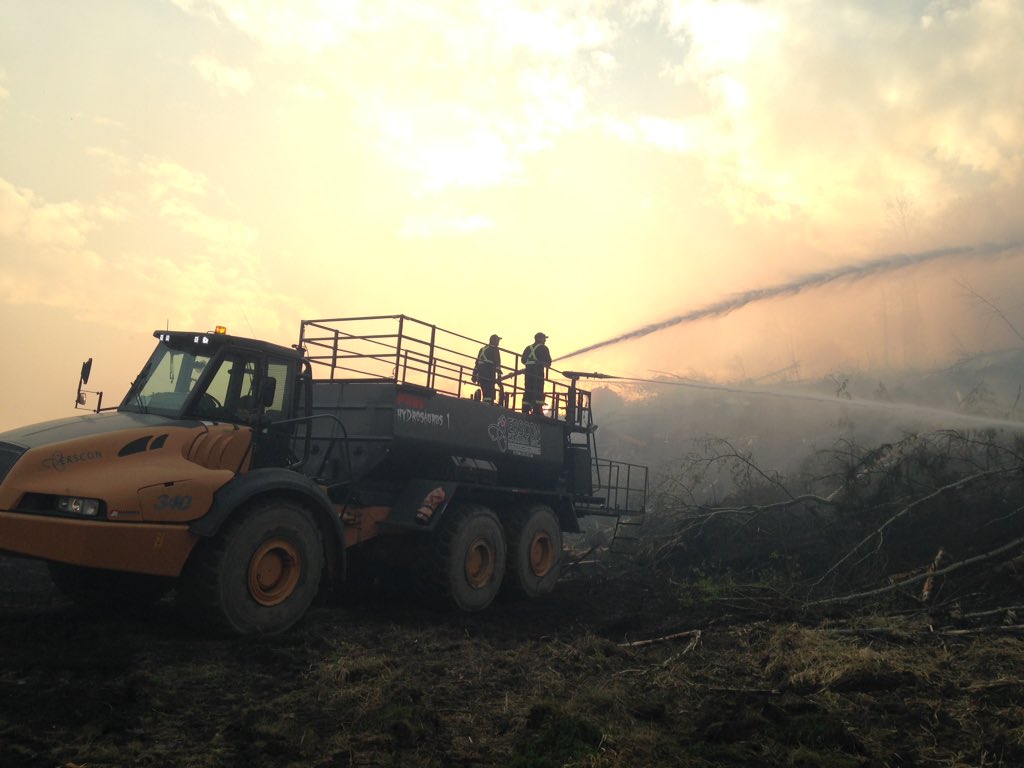 work4wilco's tweet photo. #ymmfire #hydrosaurus ##FortMacFire  Over 100,000 gallons of water put on fire break today https://t.co/i2sVZiGFDs