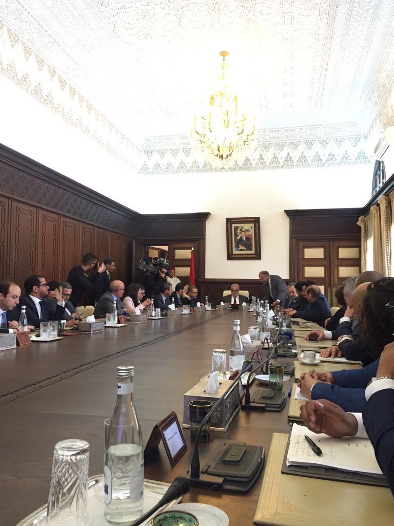 LeMediaMaroc's tweet photo. #Brief Signature de l'écosystème offshoring à la Primature (60.000 emplois d'ici 2020) #Maroc https://t.co/XH4VJvR34l
