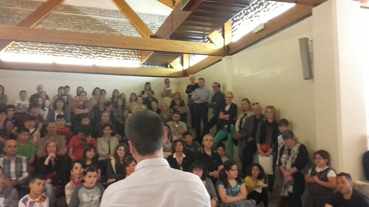 AjuntamentBreda's tweet photo. Visita Institucional a #BredadiPiave acompanyant els alumnes de 5è de l'#EscolaMontseny: https://t.co/ualcnRE2Tj https://t.co/PXVJppXVD6