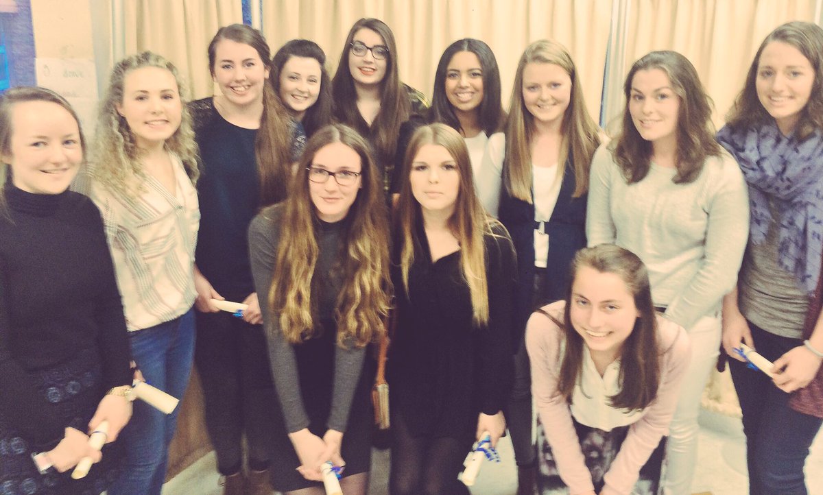 LoretoFermoy's tweet photo. Past pupils collect awards in spite of university exams-24 #LC2015 students gained over 500 points @LoretoFermoy !!! https://t.co/7IZOG28FQR