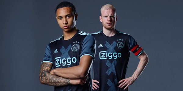 Clam Zelden Ru AFC Ajax on Twitter: "Ons nieuwe uittenue voor seizoen 16/17! Nu  verkrijgbaar via: https://t.co/GYRTDMefe5 #wijzijnajax #wijzijnamsterdam  https://t.co/askWAal6J0" / Twitter