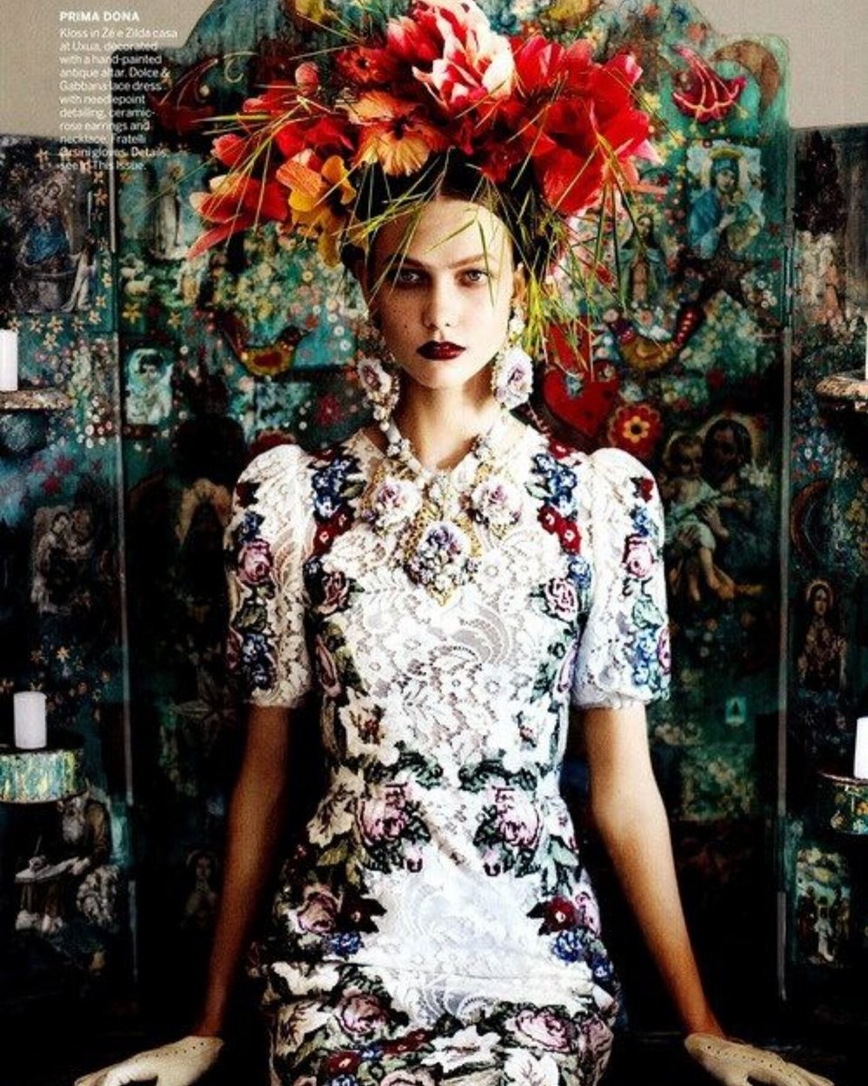 Sometimes, more is more... taking a page out of Mexican #fashion &amp; #influence, #CincoDeMayo continues. 🍸🍹🍷#liveitup