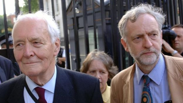 logansteven's tweet photo. #ThomasDocherty blames #corbyn ffs they dont get it do the #blairites #redtories  to blame  #corbyn4pm https://t.co/jD7q6mZpt1