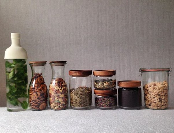 デカ顔 アンパンマン顔なんて嫌だ 食べて顔痩せ 小顔に効果的な食べ物とは 固太りの人は ストレスが原因となることも多いため アロマテラピーやハーブティーなどでリラックス 硬直した筋肉を柔らかくする酢や 活性酸素を抑えるビタミンeを多く