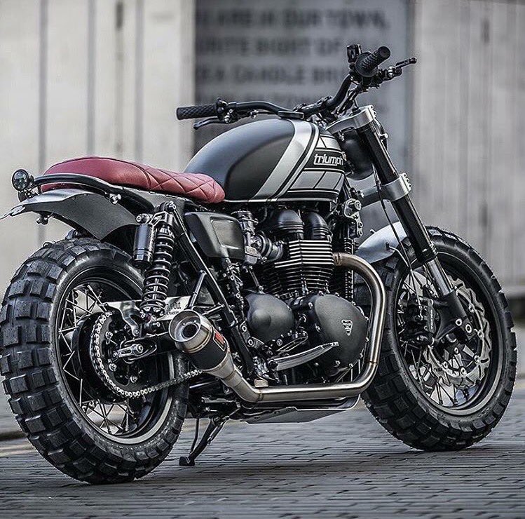 Wombat80's tweet photo. Turns out i probably need this bike #epic @UKTriumph https://t.co/3oRHlil7uG
