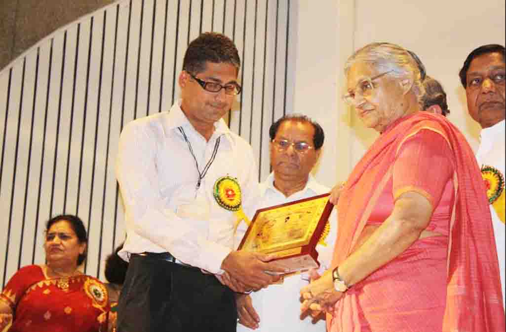 Parwarish_PIPPL's tweet photo. Memories of the #TeachersStateAward - year 2011 ! It feels nice when the efforts are recognised, isn't it so? https://t.co/SZUxy2oZlS