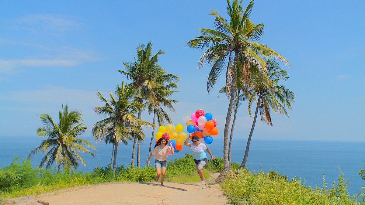 COVtranstv's tweet photo. Penasaran? BESOK jam 7.30 Pagi yaa 😘😘

@RandyMartin98 @cassandrasleee 

#COVwithCandy #cassievers #ravers #candyvers https://t.co/R6wNUliV72
