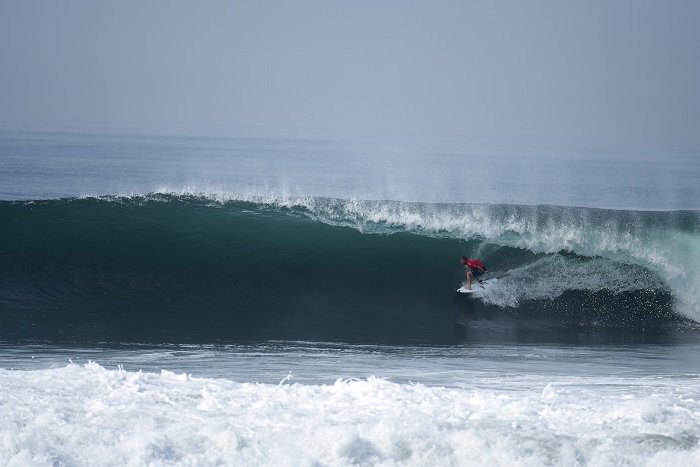 Top Seeds Steam Through to Quarterfinals at Komune Pro pres. by The Mad Hueys
surf-devil.com/en/forum.html?…
---