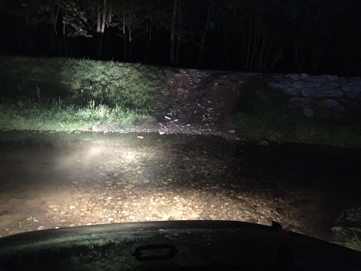 cryrubicon's tweet photo. #Cryrubicon Cry Rubicon   Off-road night https://t.co/DsdTuKSJkI