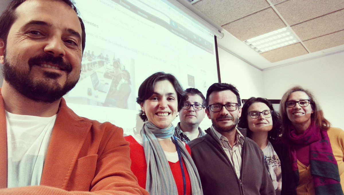 TantataSolution's tweet photo. Selfie en Taller de #Linkedin el @cedesempresa #Morella con @cedesntic @SiliterEnergias https://t.co/LFUTI28oqp #NT https://t.co/l6LL1EGHRb