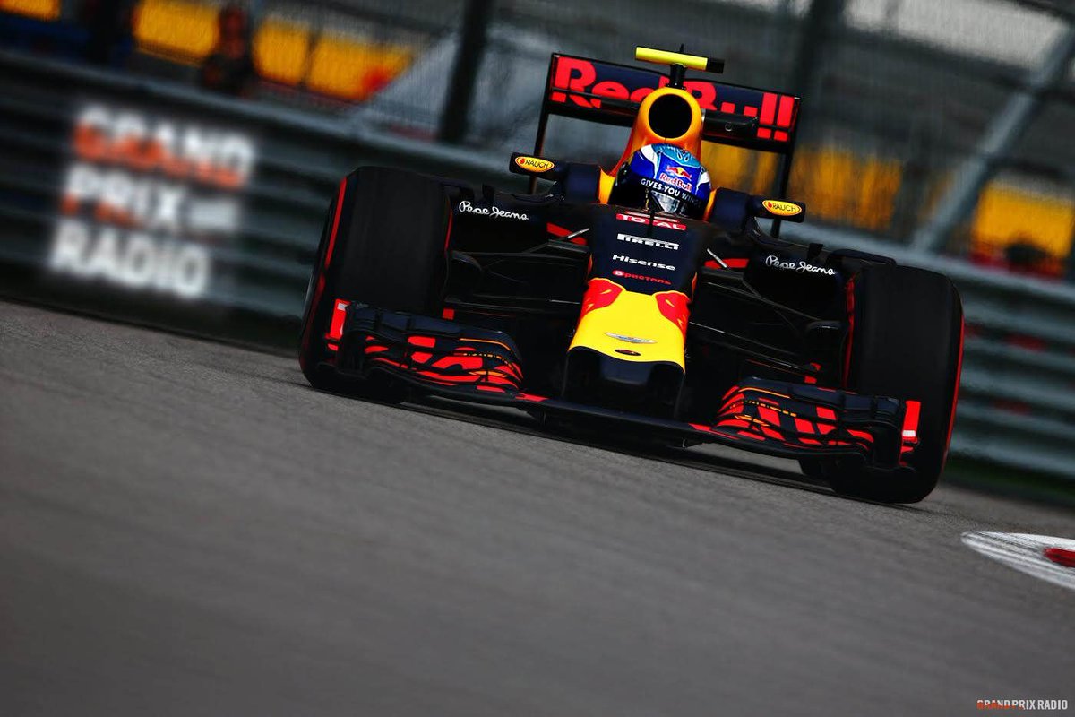 grandprixradio's tweet image. Kaarten F1 GP Spanje + 4 dgn @vdValkHotels winnen?

› Volg ons, RT &amp;amp; like deze tweet!
› Info bit.ly/vdvalkspanje