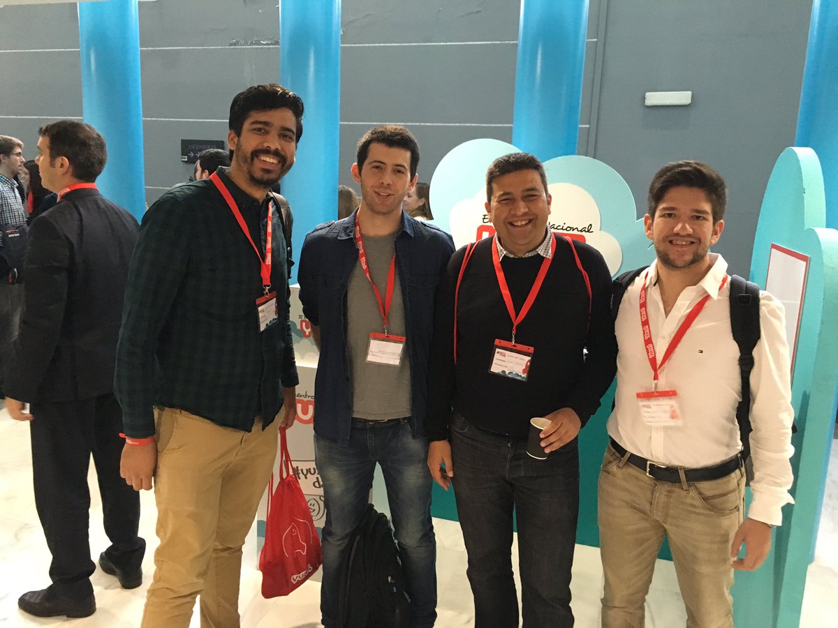 aleixrosello's tweet photo. @BarcelonaTech ready for #YUZZday @Yuzzing @emprendecise https://t.co/oSCpau4b6P