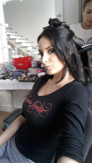 Have a nice weekend everyone?? on set  for @RealityKings https://t.co/aCMF0P8Zeo