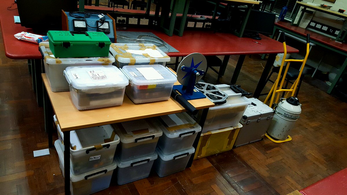 GabNguyenSci's tweet photo. Travelling around NSW to get students into science - see you in Armidale next week! #scicomm https://t.co/B8jc9MNl1L