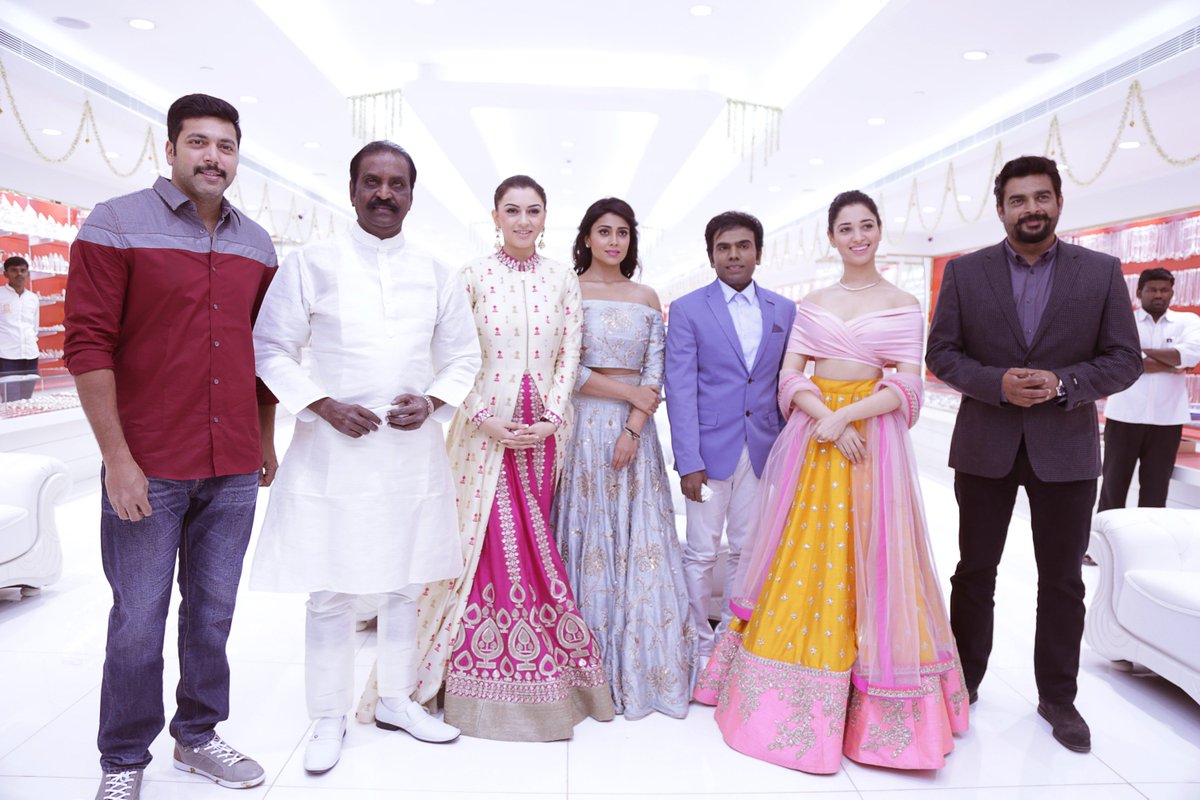 KollyBuzz's tweet photo. #SaravanaStoresInauguration @ActorMadhavan @actor_jayamravi @ihansika @tamannaahspeaks @vairamuthu @shriya1109 https://t.co/T4nYdq7hYO
