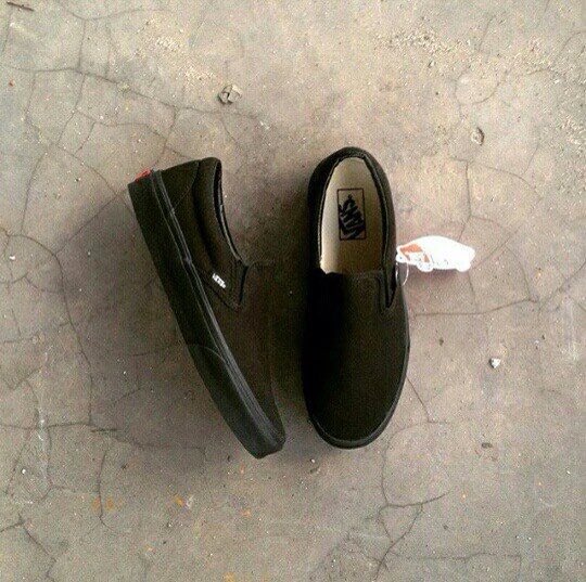 Vans Slip On Black / Black
8US
650K
<a href="/FinecutSneakers/">FNCT.SNKRS</a> <a href="/officialdashyk/">Dash! Ltd.</a> <a href="/DNA_Storeid/">DNASTOREINDONESIA</a> <a href="/HujanSneakers/">Hujan Sneakers ☔</a> <a href="/UdinStore/">IG : udinsneakers_</a>