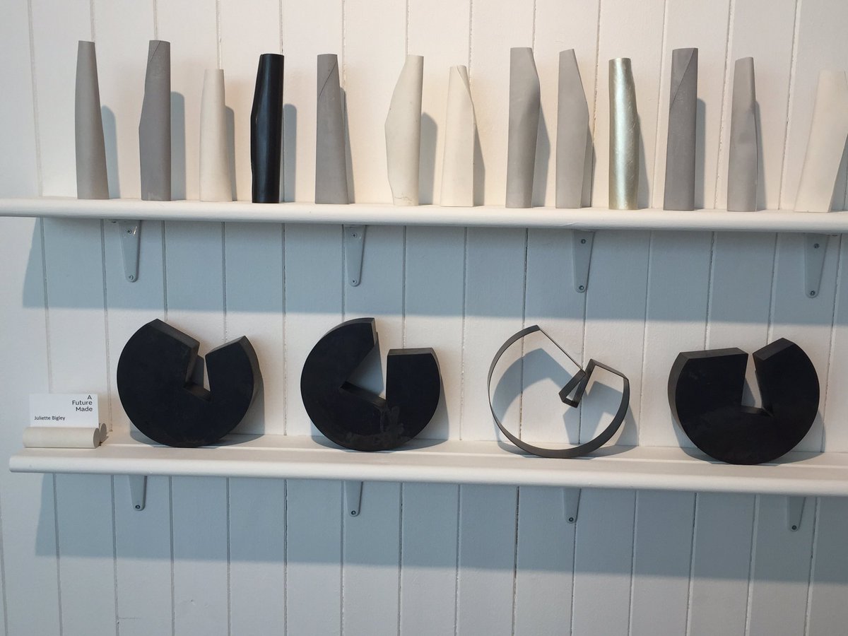 JulietteBigley's tweet photo. Work @NewCraftsman with @CraftsCouncilUK for launch of #afuturemade in @Londoncraftweek 4 Bowls & Holding the Line https://t.co/8ybZ9OwbZU