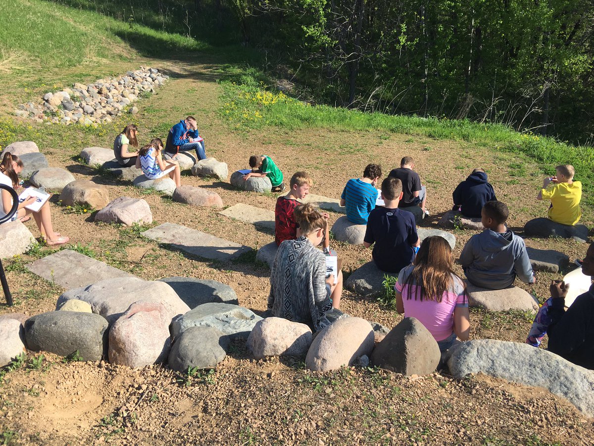 EAlbrecht190's tweet photo. #blackoutpoetry in the sunshine #sixthgradeenglish #outdoorclassroom @skuznetsov84 @DrTStaloch @isd719 https://t.co/gKgjNFlDVs