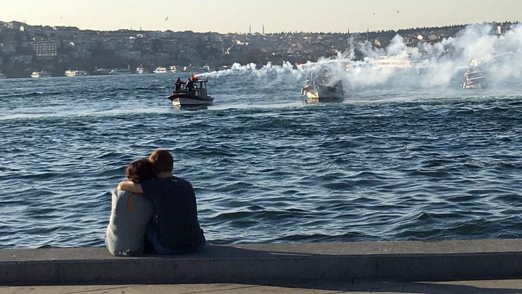 gizlikitaplik's tweet photo. ÖzIemek eIbette kavuşma ihtimaIi varsa güzeI. 

Can Dündar https://t.co/nKtqFfFuAV