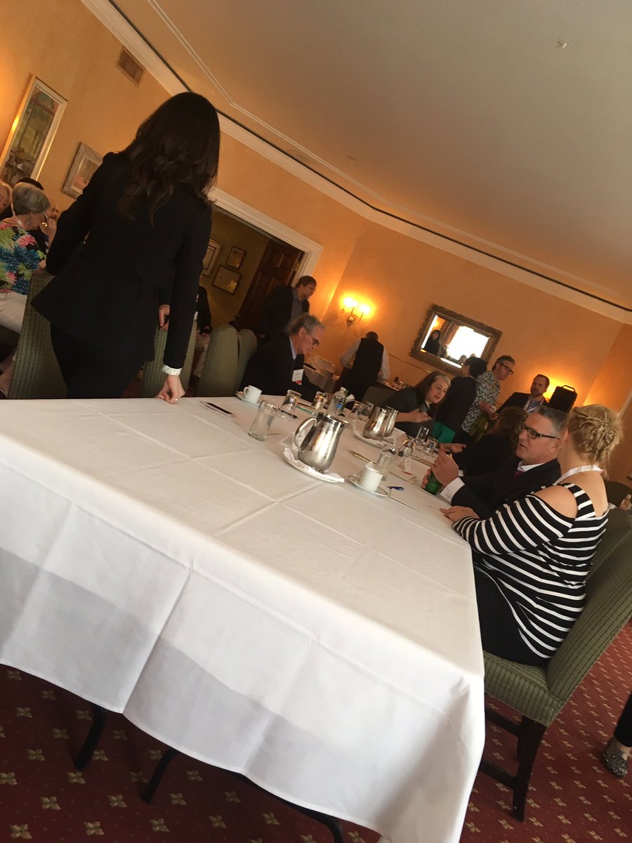 TAPSwearable's tweet photo. At the Rideau Club for the @Startup_Canada entrepreneurial Caucus. 
#StartUpDay https://t.co/sQIVT6J7Uk