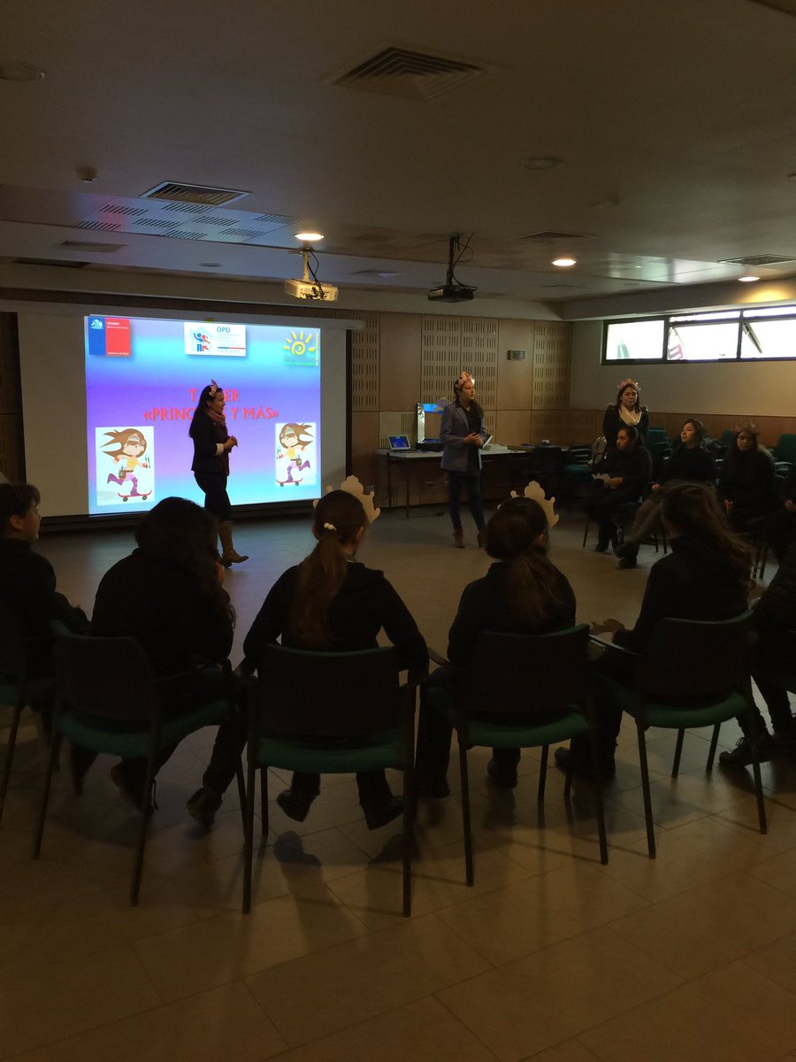 OpdCurepto's tweet photo. continuamos realizando taller Princesas y Más en estos momentos en la comuna de Pencahue @Sename_VII https://t.co/dLCwnHbzKG