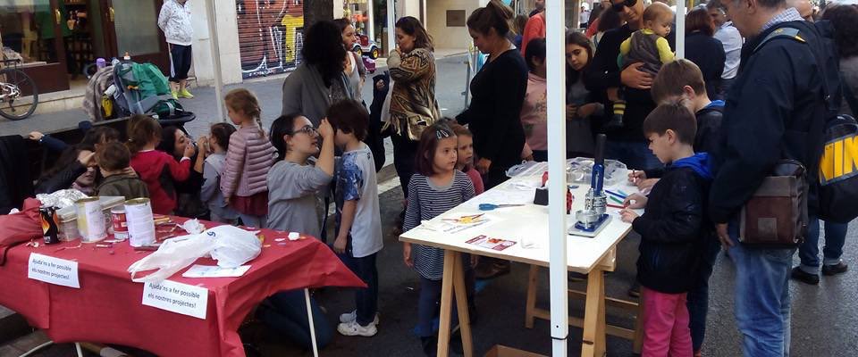 Mañana estaremos en la #festadelatravesseradegracia 🎉 haciendo talleres y pintacaras a todos los niños y niñas 😊